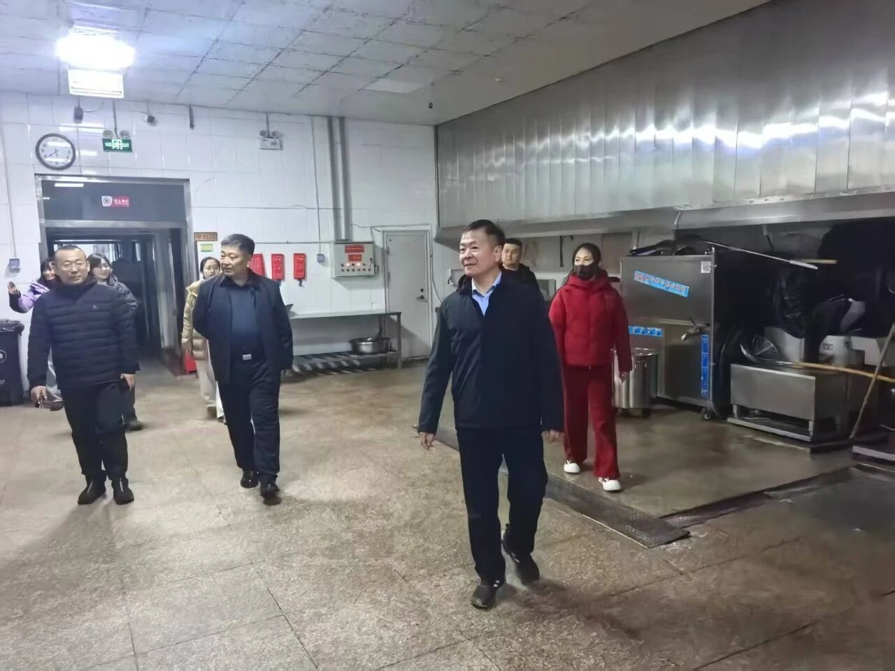 图片6.jpg 图片6.jpg