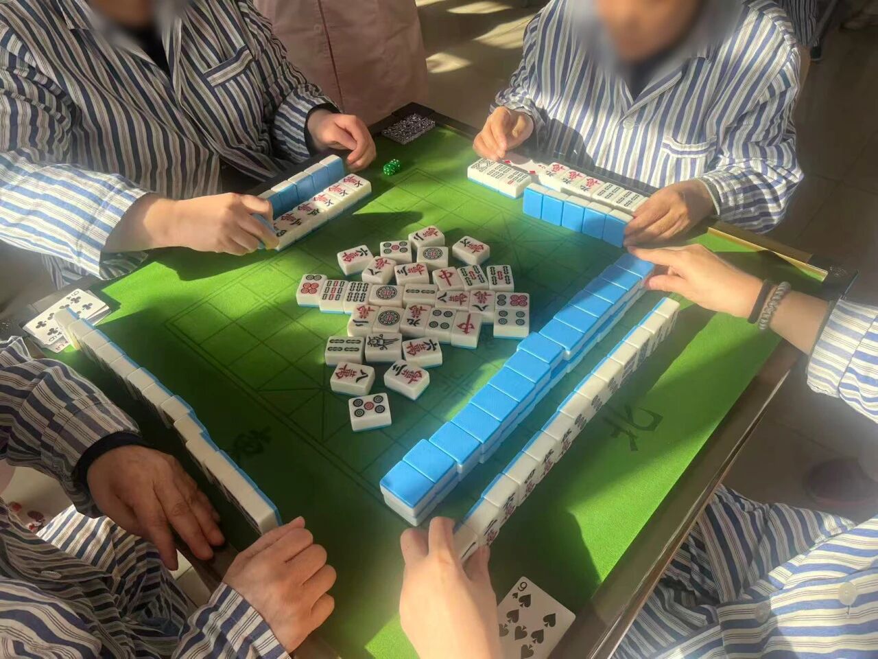 图片4.jpg 图片4.jpg